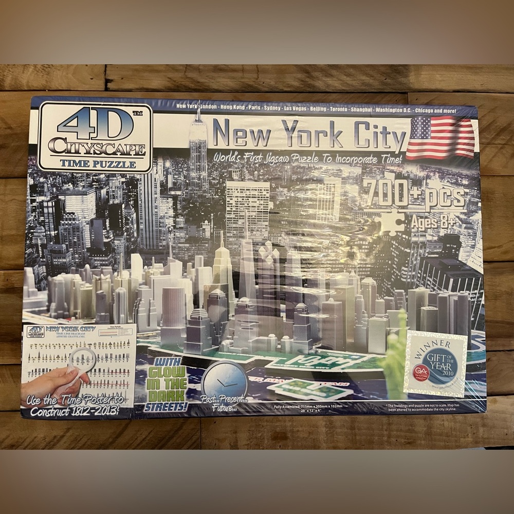 New and Sealed 4D Cityscape New York City Time Puzzle. Glow in the dark streets.
